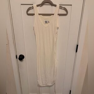 Princess Polly Bodycon Midi Dress Sleeveless V-Neck side cinch size 4 Cream